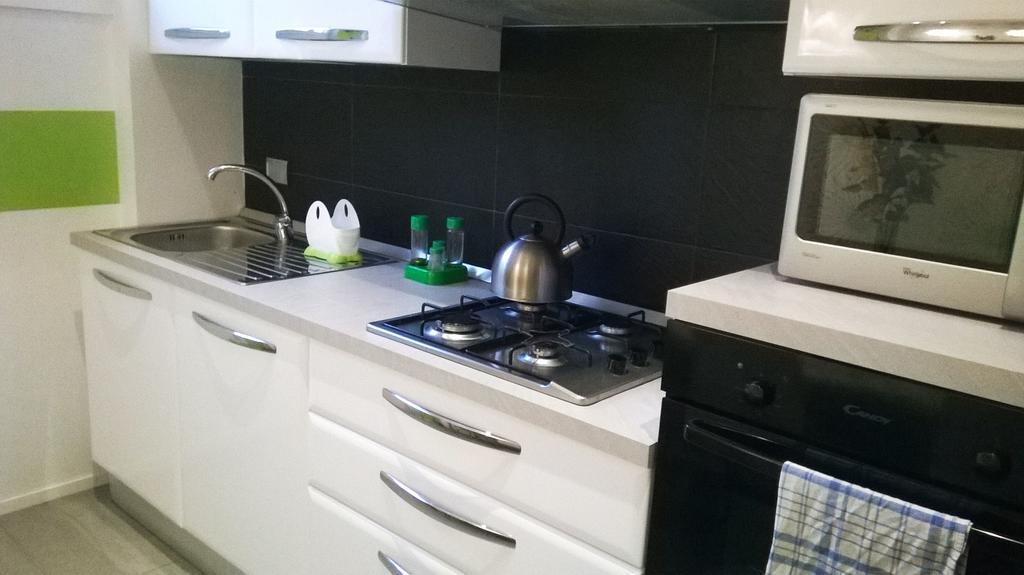 Lungotevere Holidays Рим Екстер'єр фото